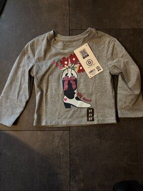 Girls Grey Long-Sleeve Graphic Tee with Floral Cowboy Boot